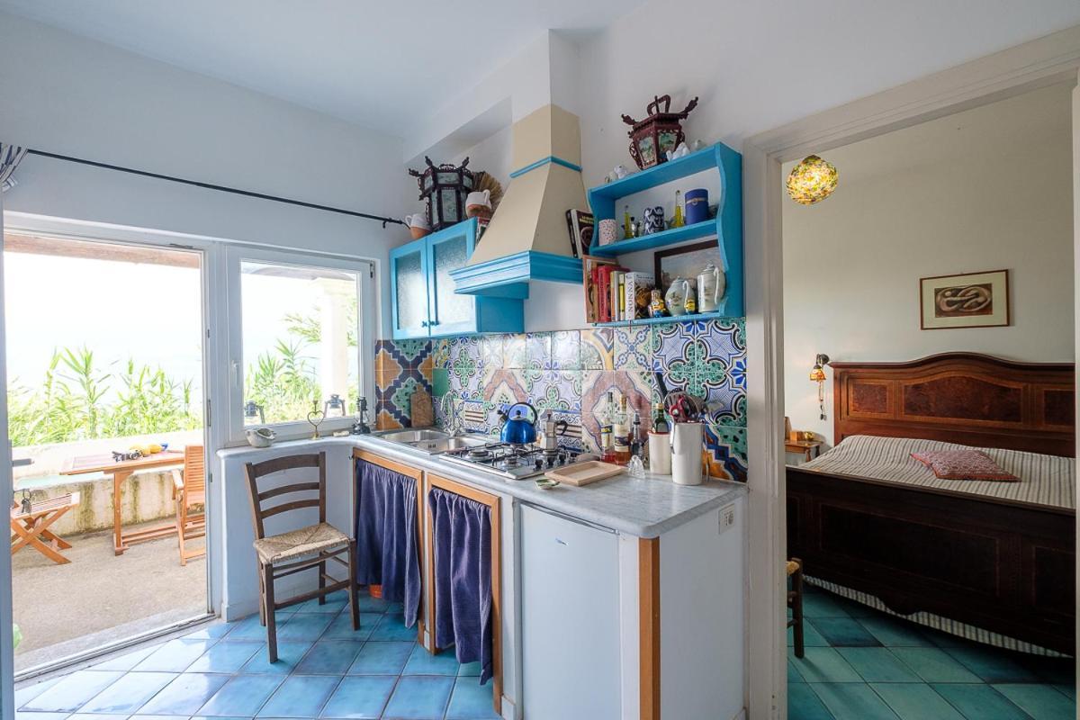La Rosa Dei Venti Aparthotel Procida Exteriör bild