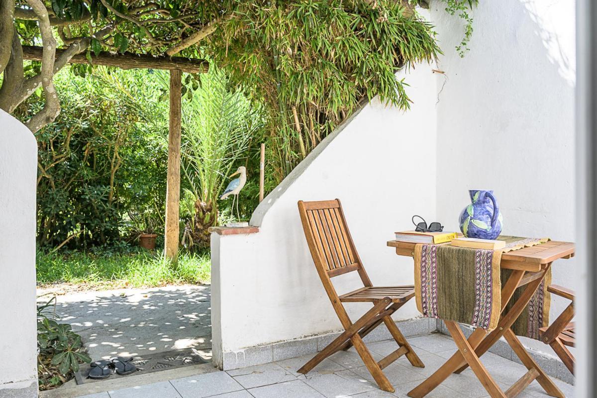 La Rosa Dei Venti Aparthotel Procida Exteriör bild