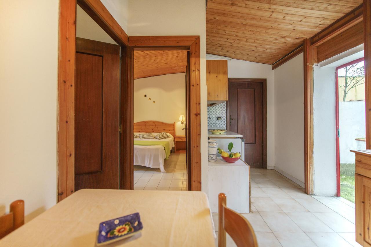 La Rosa Dei Venti Aparthotel Procida Exteriör bild